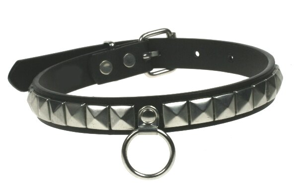 schwarzes Lederhalsband mit Nieten, Ring, Schnallenverschluss, verstellbarer Verschluss 521-03-36